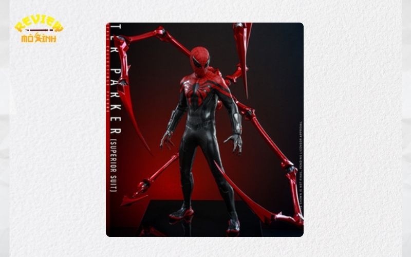 mô hình Spider-Man Hot Toys Superior Suit